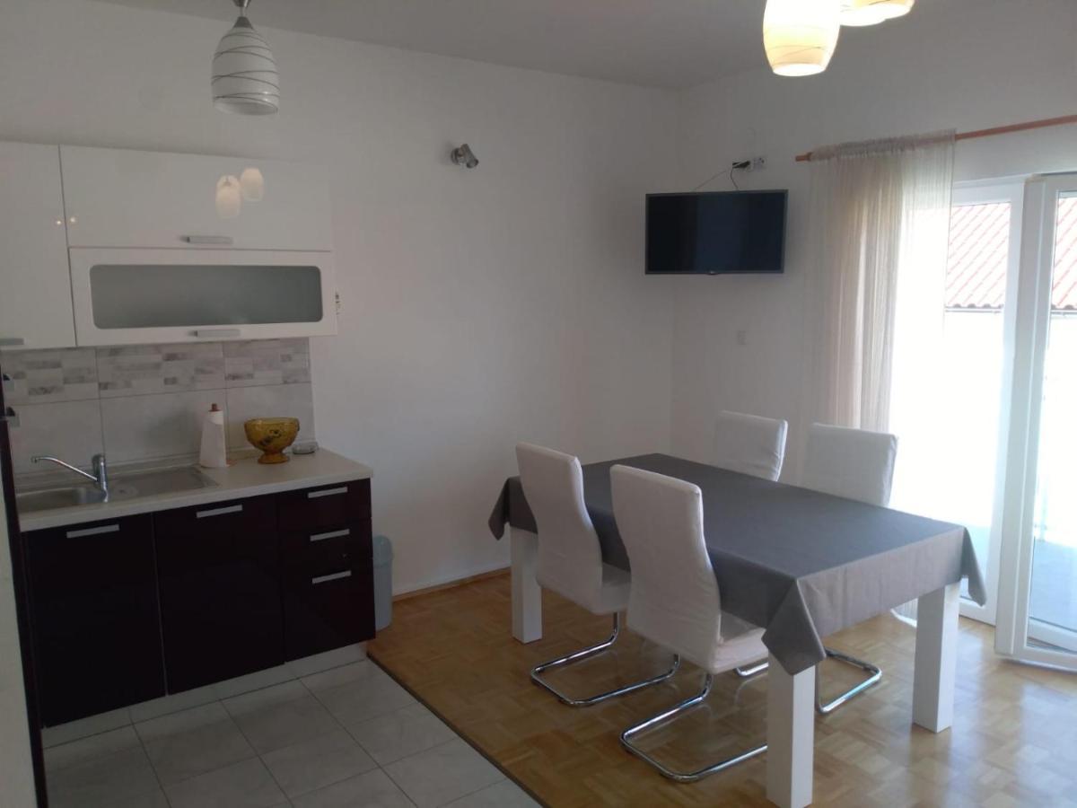 Sea Side App Apartman Vratarusa Kültér fotó