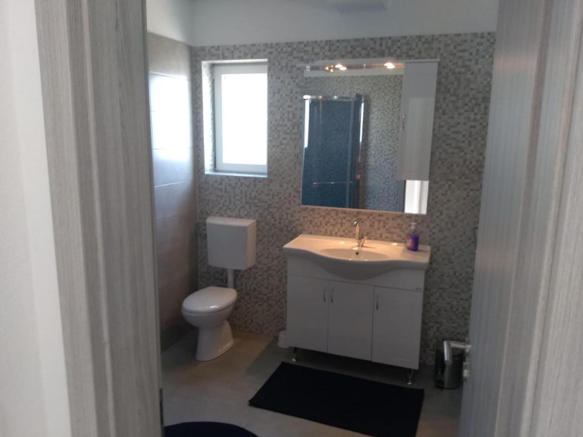 Sea Side App Apartman Vratarusa Kültér fotó