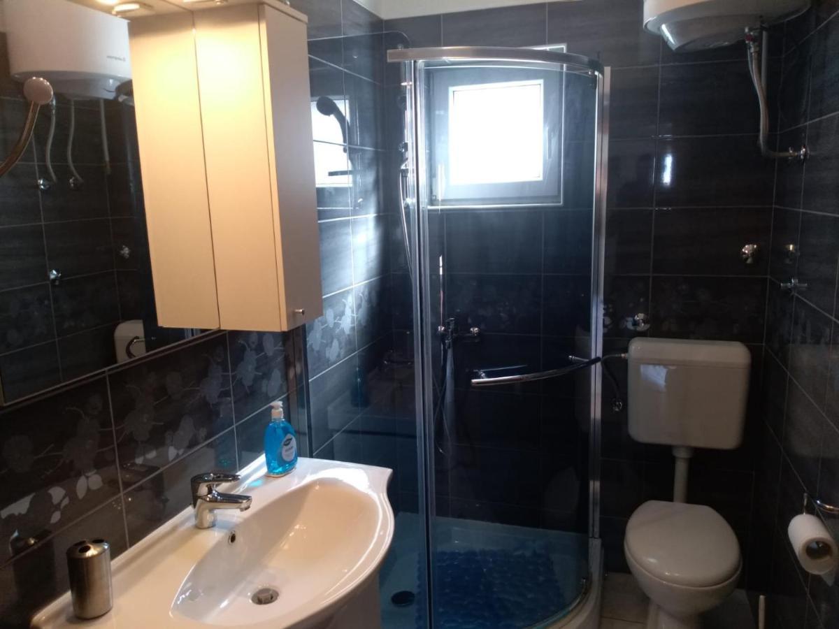 Sea Side App Apartman Vratarusa Kültér fotó